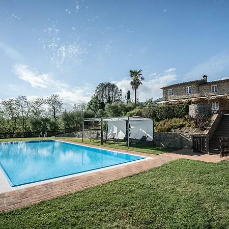 Apartment Accogliente Con Vista E Piscina