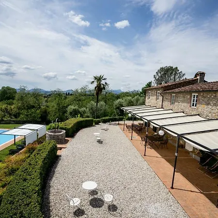 Accogliente Con Vista E Piscina Lucca