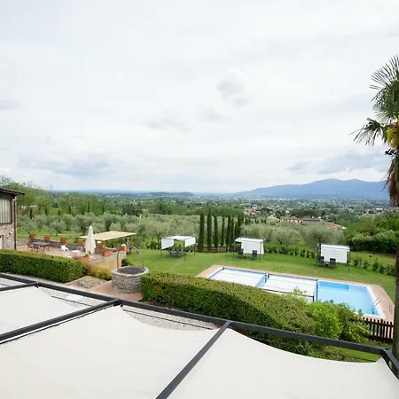 Accogliente Con Vista E Piscina * Lucques